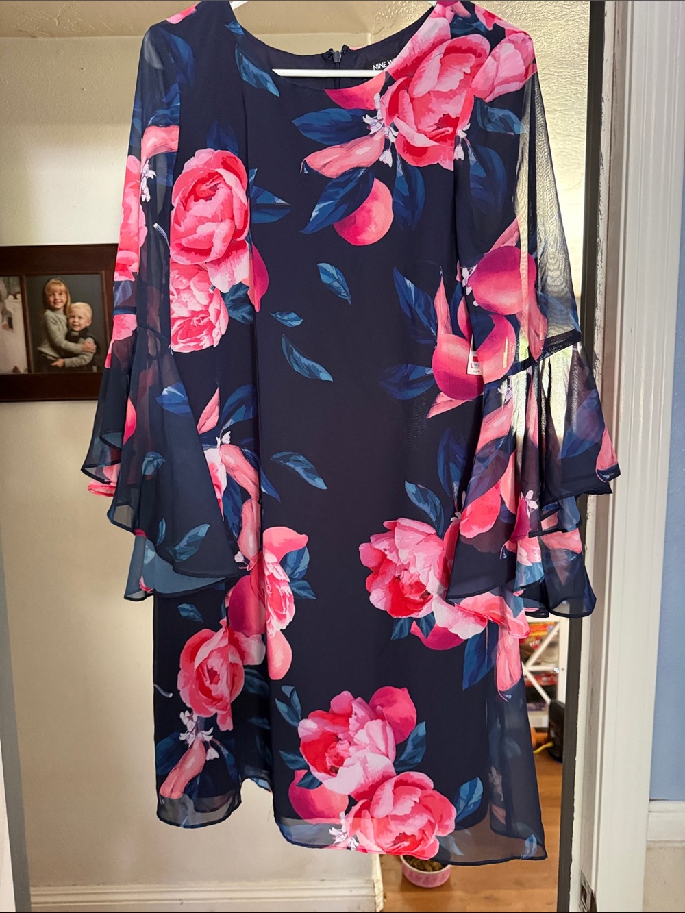 Nine West Navy Chiffon Dress with Pink Floral Print Sz 6